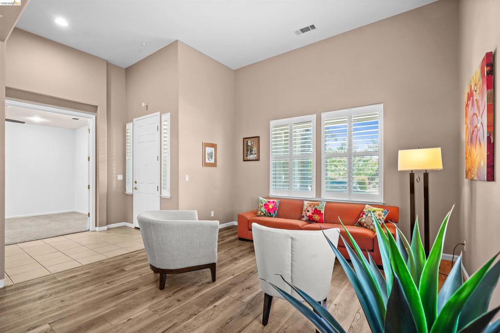 540 Lakeview Dr, Brentwood (CC), CA 94513