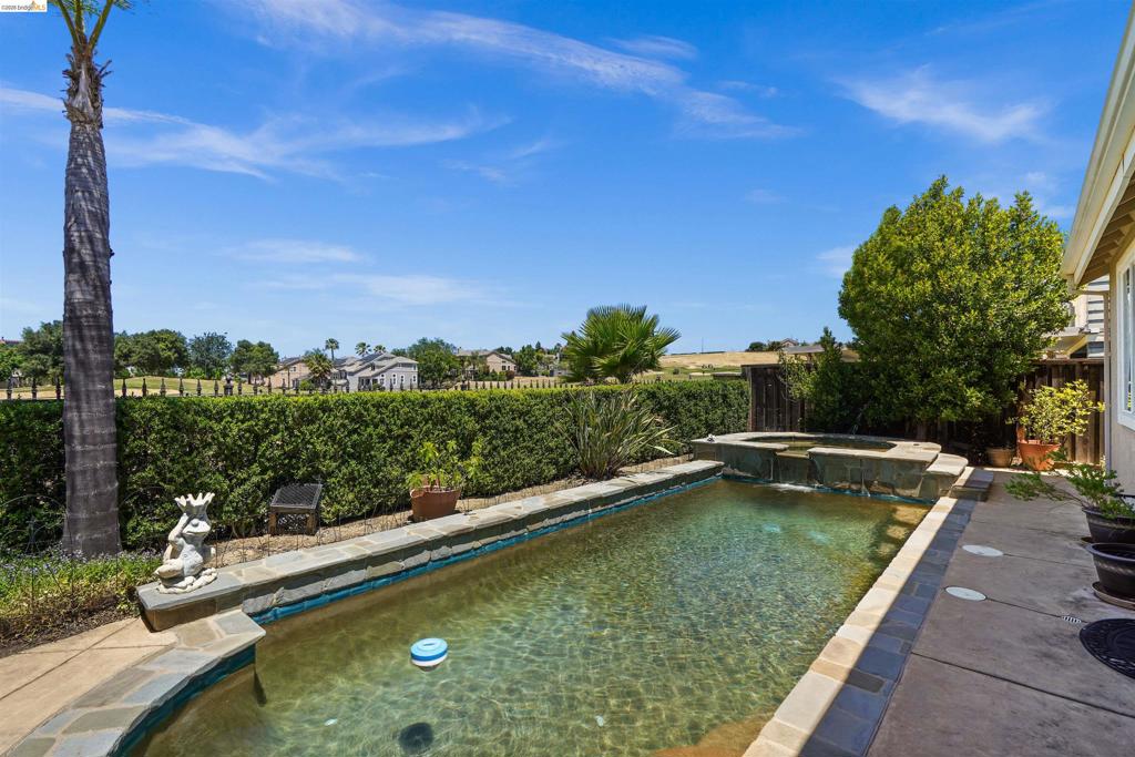 540 Lakeview Dr, Brentwood (CC), CA 94513
