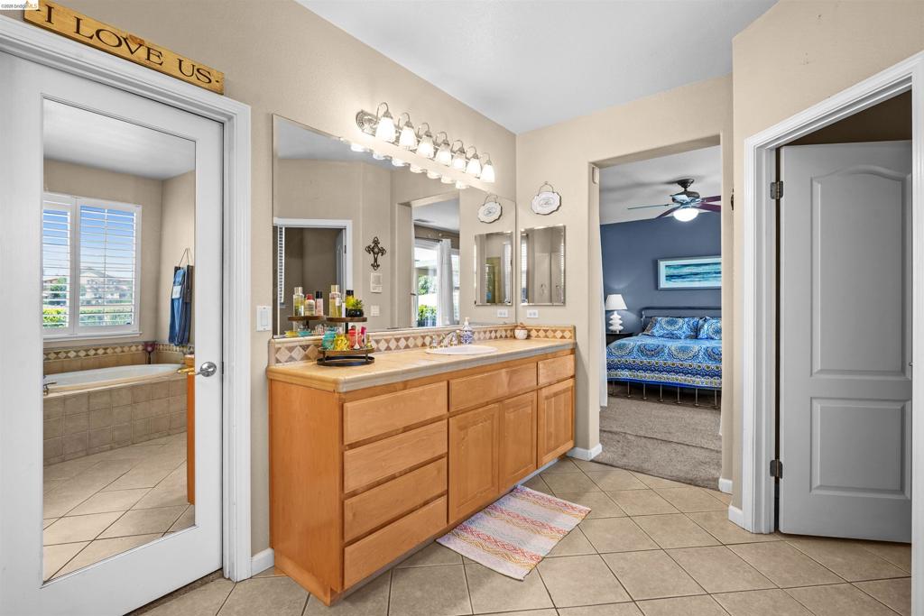 540 Lakeview Dr, Brentwood (CC), CA 94513