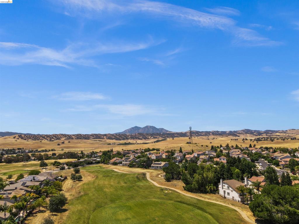 540 Lakeview Dr, Brentwood (CC), CA 94513