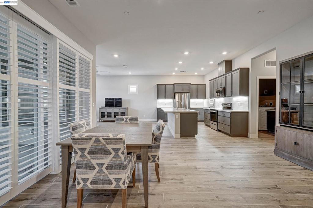 1860 Morello Dr, Brentwood (CC), CA 94513