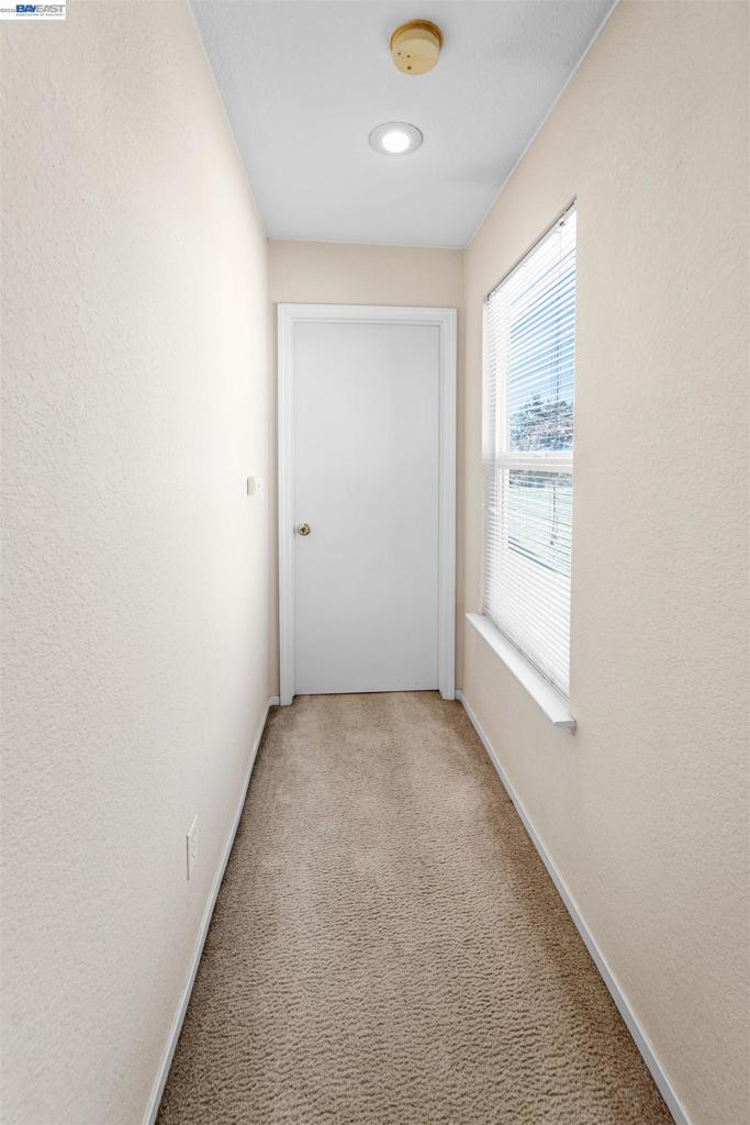 1153 Syracuse Ln, Manteca, CA 95336