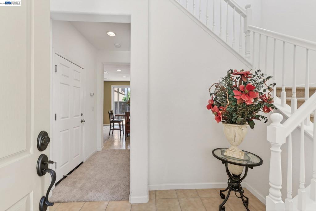 9348 Vintner Circle, Patterson, CA 95363