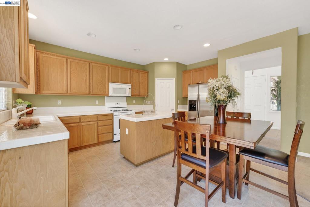 9348 Vintner Circle, Patterson, CA 95363