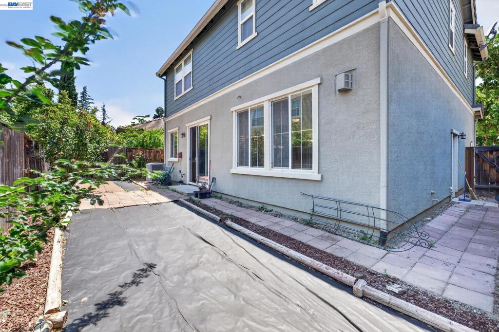 9348 Vintner Circle, Patterson, CA 95363