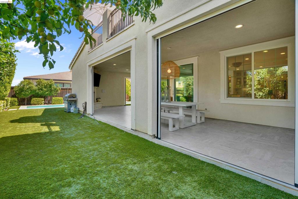 401 Springfield Ct, Brentwood (CC), CA 94513