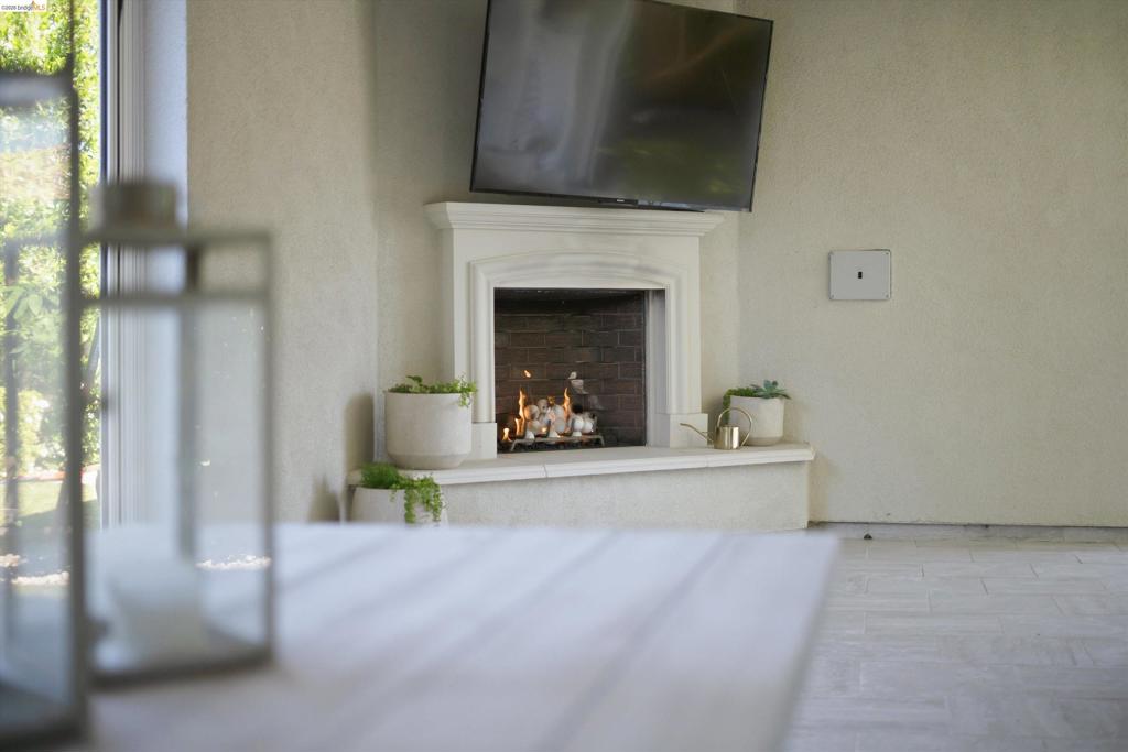 401 Springfield Ct, Brentwood (CC), CA 94513