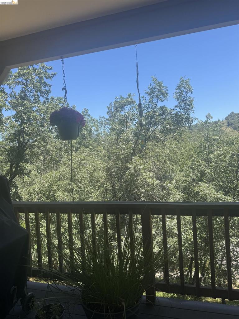 21185 Crystal Falls Dr, Sonora, CA 95370