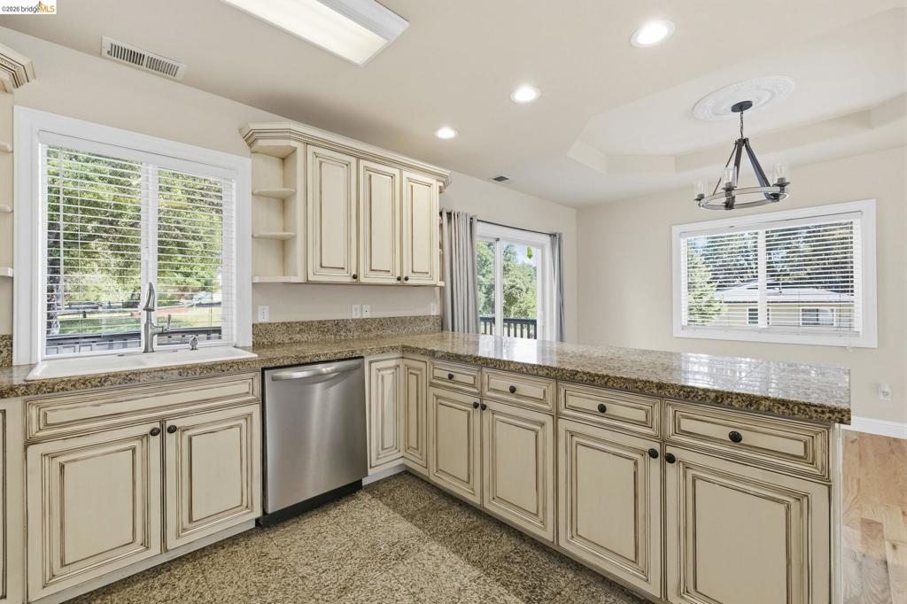 Open Photo