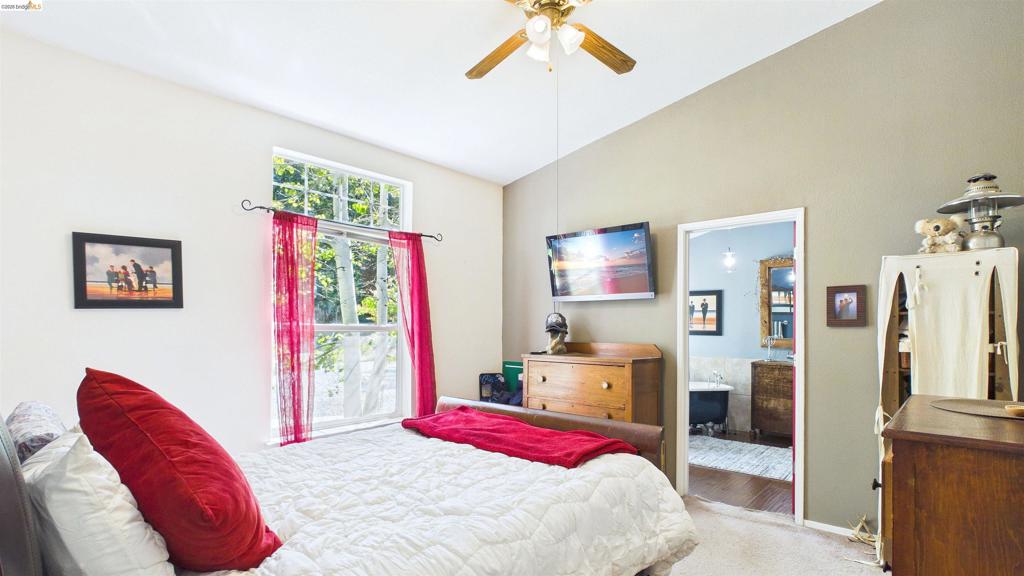17545 Mount Elizabeth Road, Sonora, CA 95370-9568