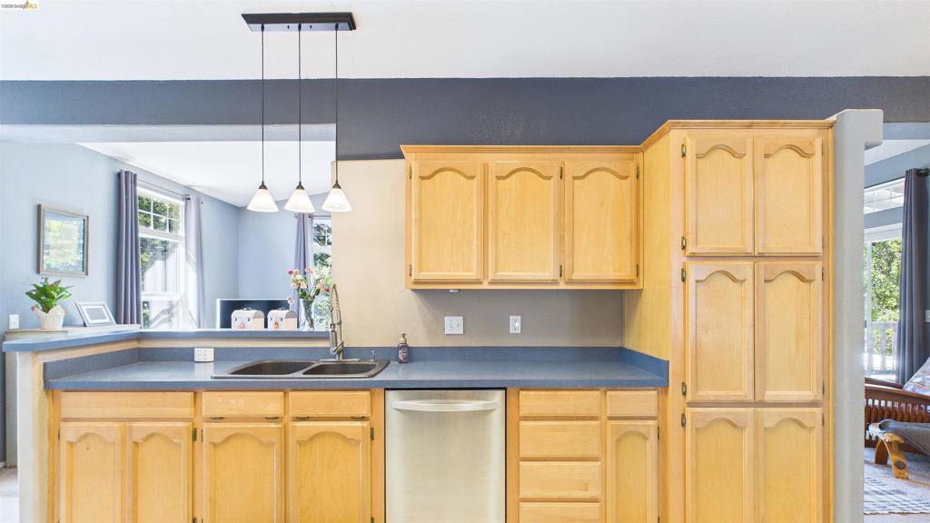 17545 Mount Elizabeth Road, Sonora, CA 95370-9568
