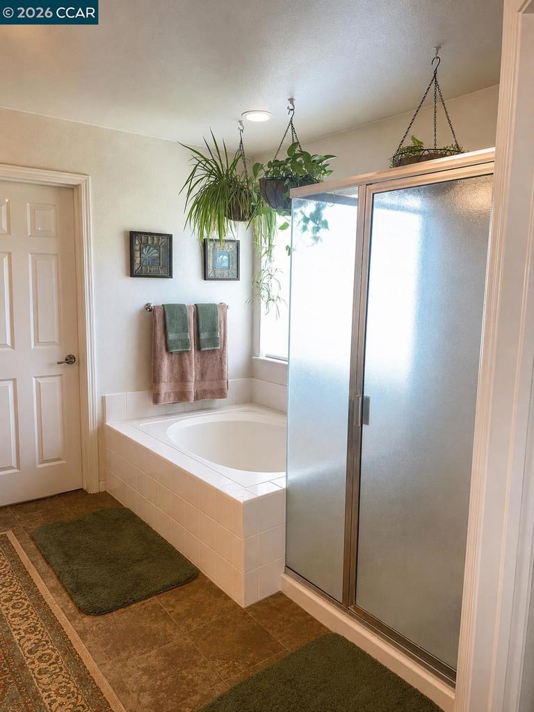 1567 Purple Martin Ln, Manteca, CA 95337