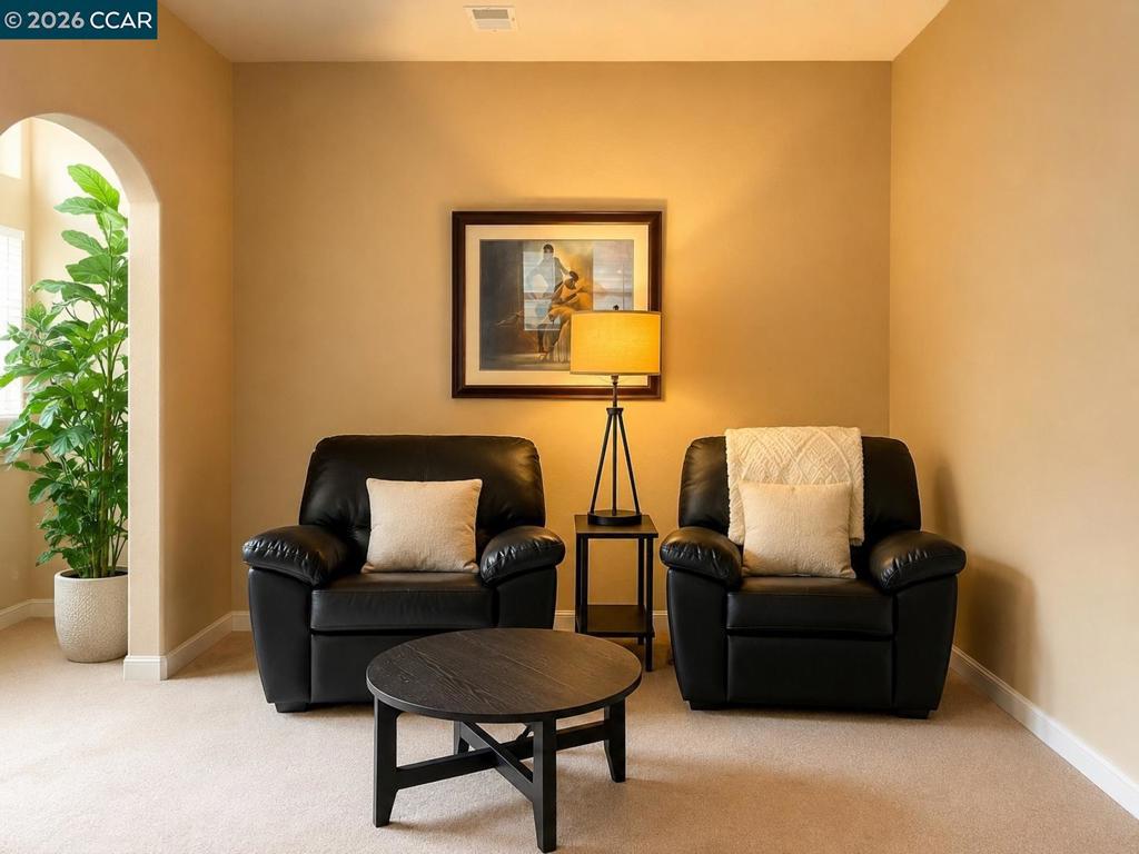 1567 Purple Martin Ln, Manteca, CA 95337