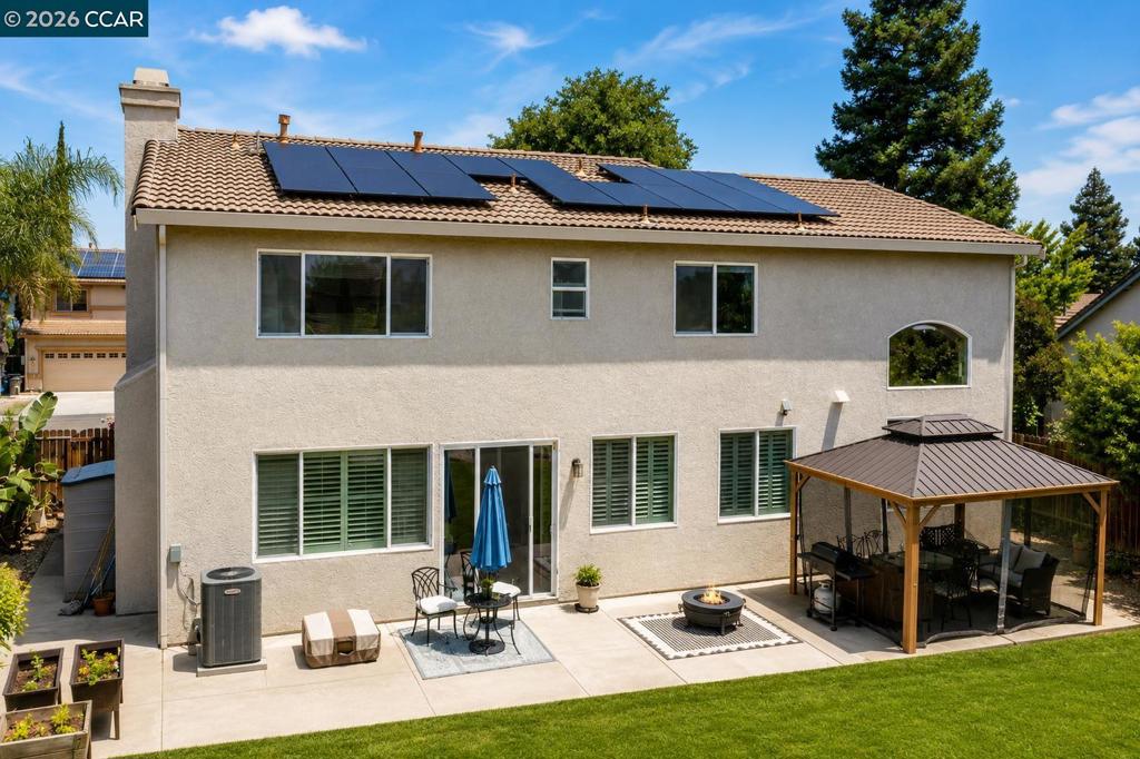 1567 Purple Martin Ln, Manteca, CA 95337