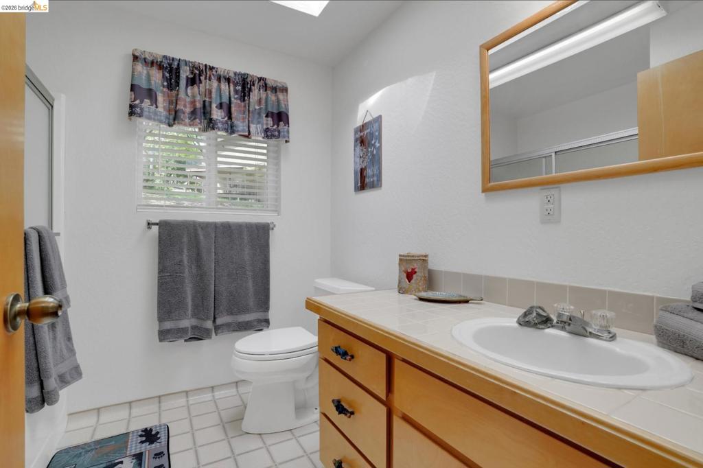 18996 Digger Pine Street, Groveland, CA 95321