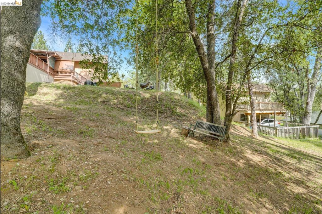18996 Digger Pine Street, Groveland, CA 95321