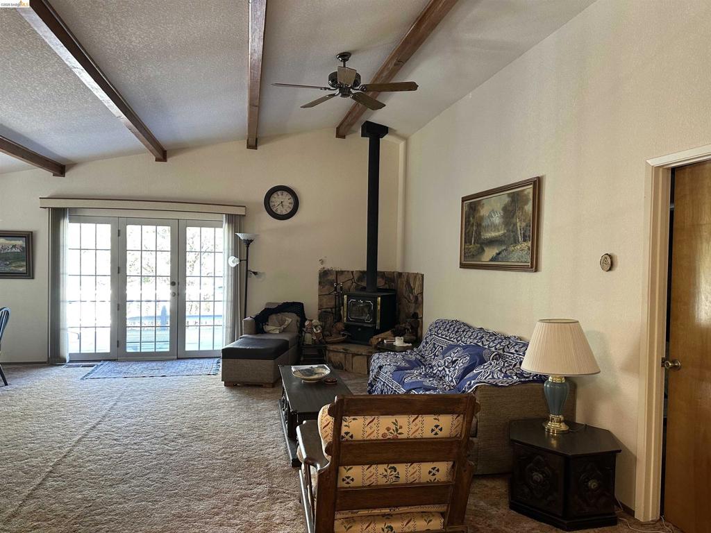 12948 Mueller Dr, Groveland, CA 95321