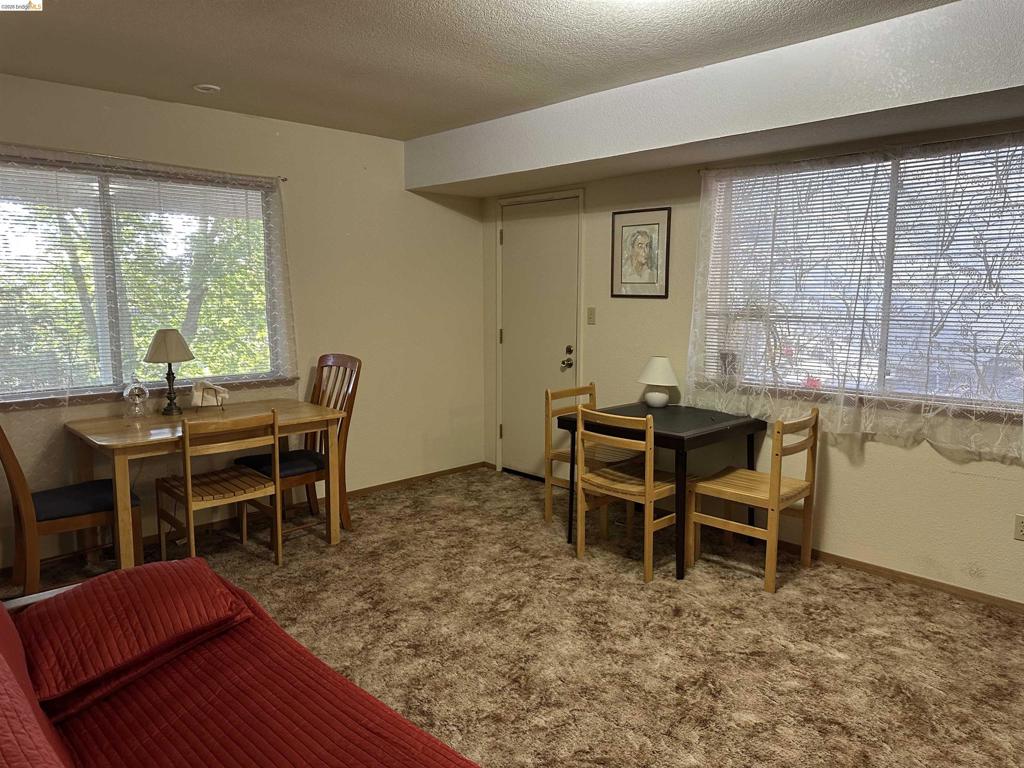 12948 Mueller Dr, Groveland, CA 95321