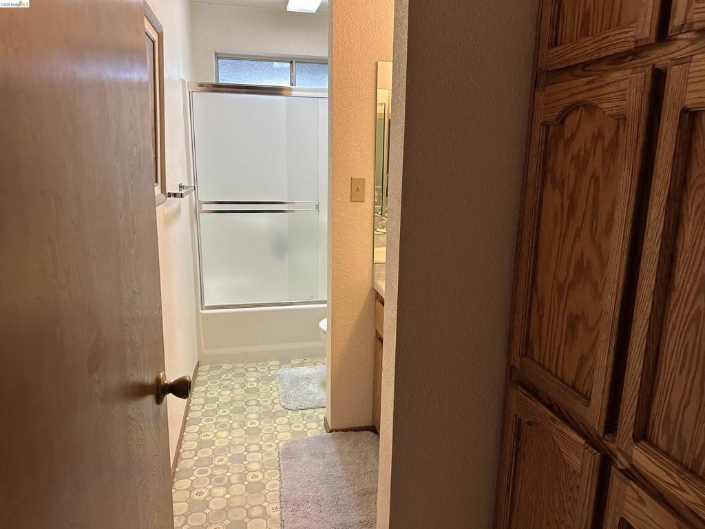 12948 Mueller Dr, Groveland, CA 95321