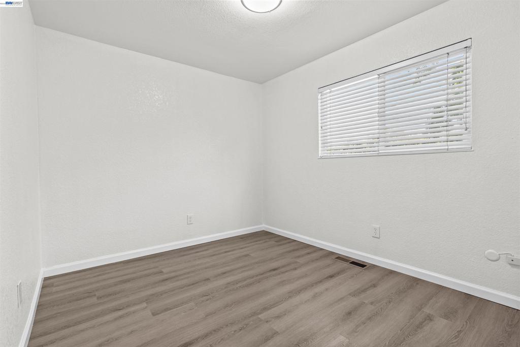705 W Rumble Rd, Modesto, CA 95350