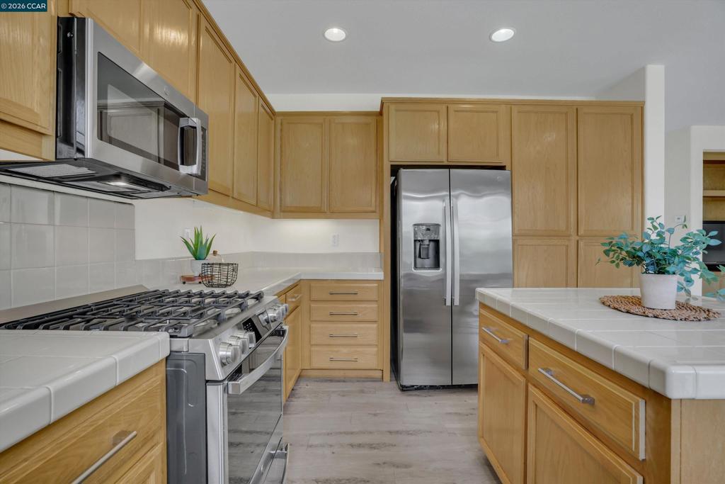 402 Madera St, Brentwood (CC), CA 94513