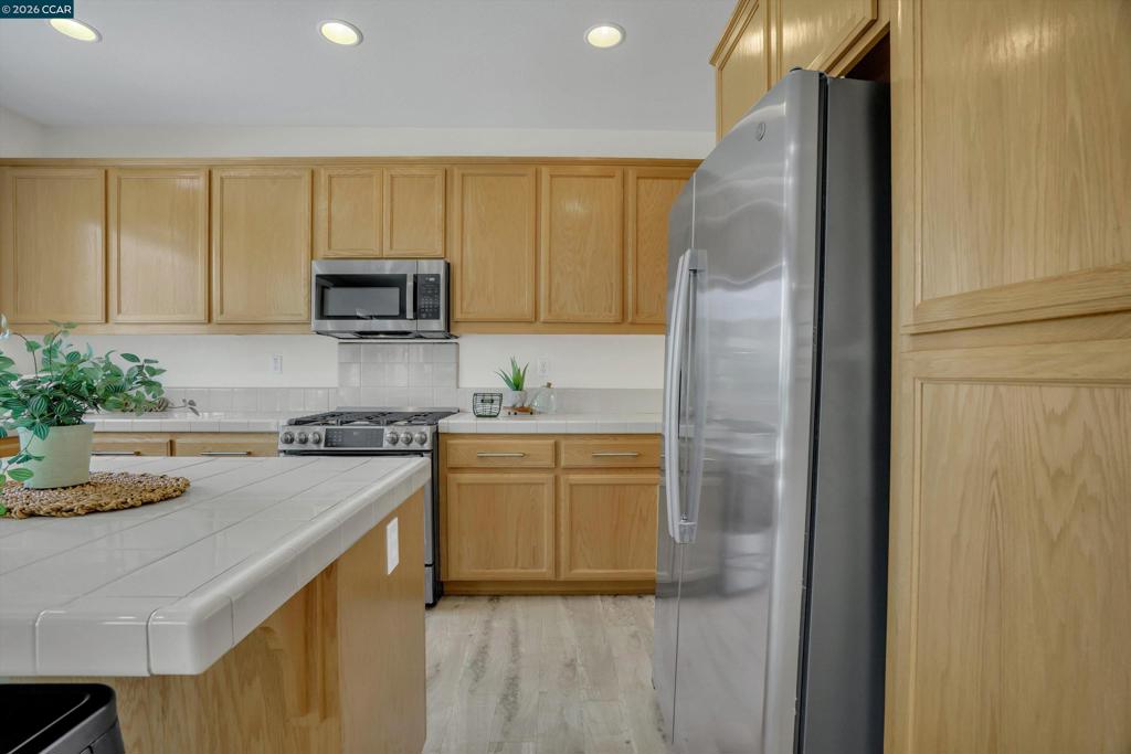 402 Madera St, Brentwood (CC), CA 94513