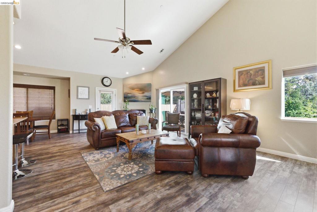 18272 Cara Lane, Jamestown, CA 95327
