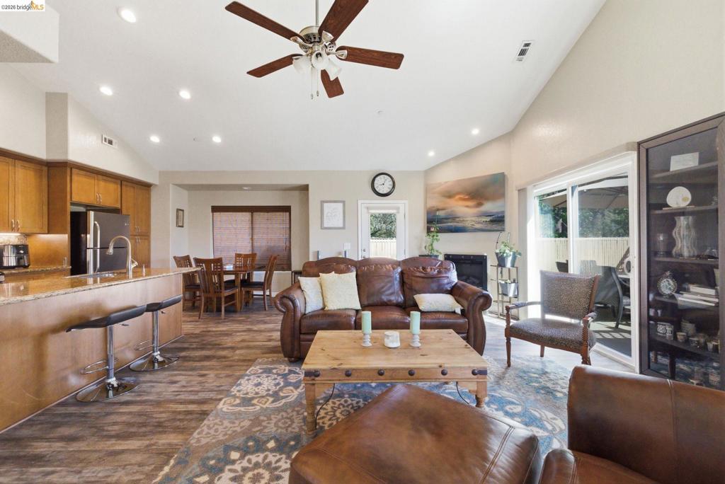 18272 Cara Lane, Jamestown, CA 95327
