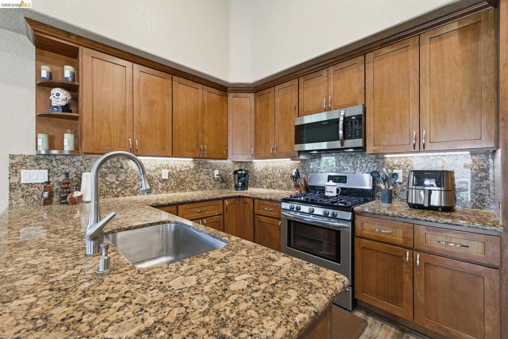 18272 Cara Lane, Jamestown, CA 95327