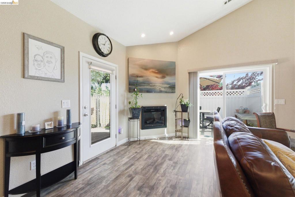 18272 Cara Lane, Jamestown, CA 95327