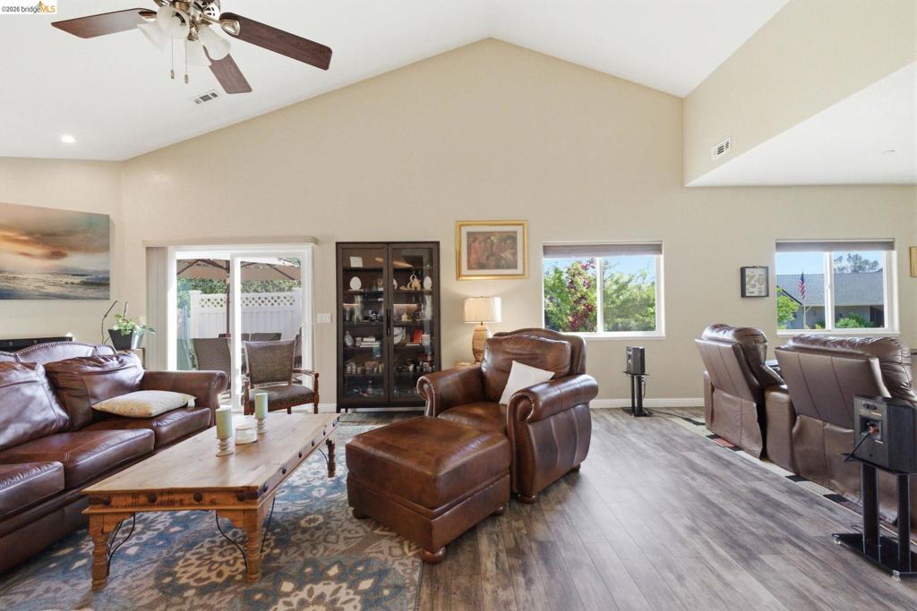 18272 Cara Lane, Jamestown, CA 95327