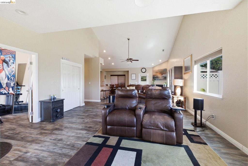 18272 Cara Lane, Jamestown, CA 95327