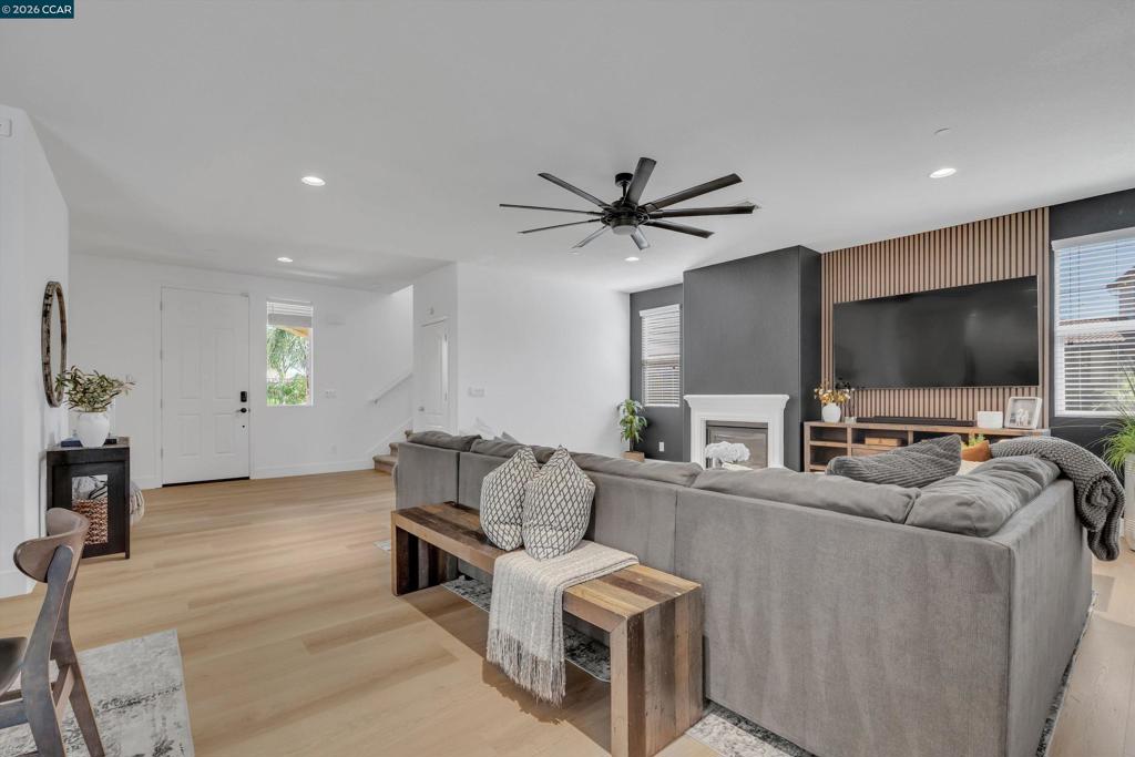 2057 Saffron Ct, Brentwood (CC), CA 94513