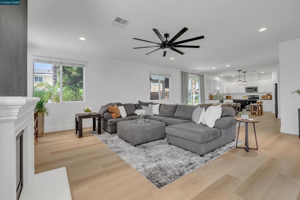 2057 Saffron Ct, Brentwood (CC), CA 94513