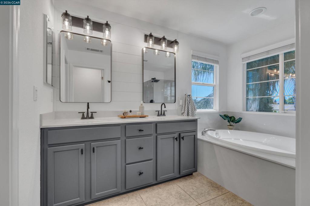 2057 Saffron Ct, Brentwood (CC), CA 94513