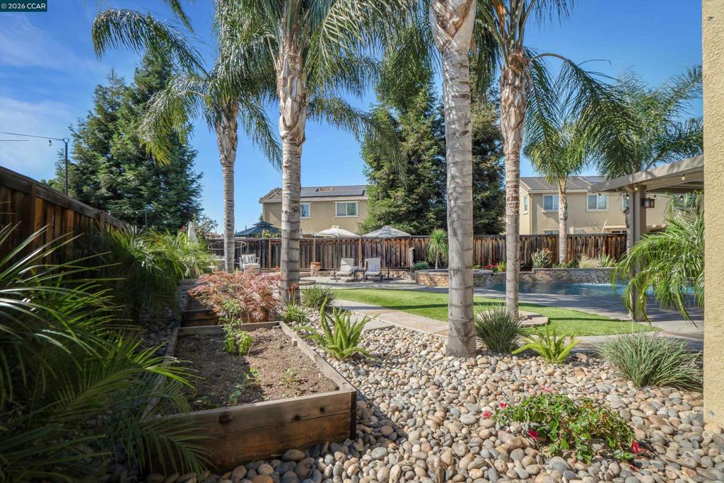 2057 Saffron Ct, Brentwood (CC), CA 94513