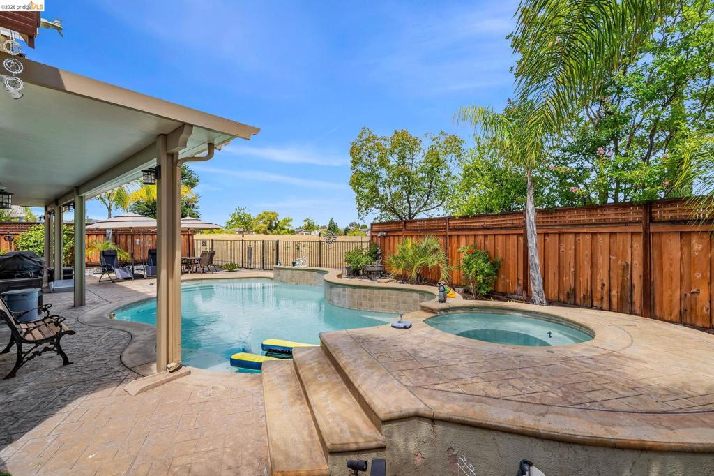 2611 Torrey Pines Dr, Brentwood (CC), CA 94513