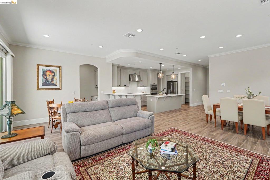 1696 Provence Ln, Brentwood (CC), CA 94513