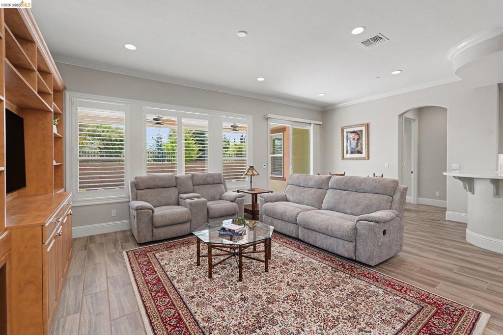 1696 Provence Ln, Brentwood (CC), CA 94513