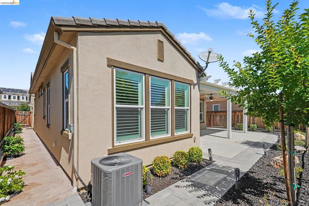 1696 Provence Ln, Brentwood (CC), CA 94513