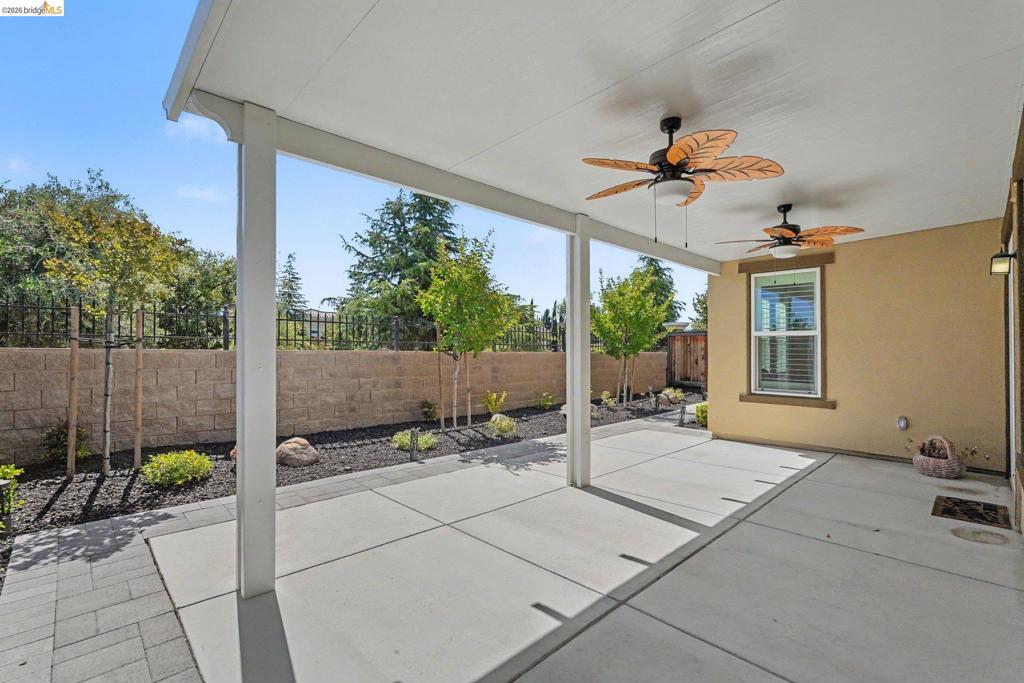 1696 Provence Ln, Brentwood (CC), CA 94513