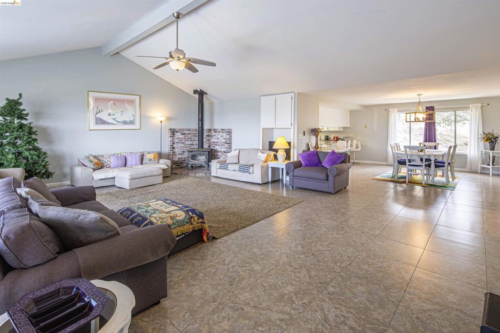 5448 Arbolada DR, La Grange, CA 95329