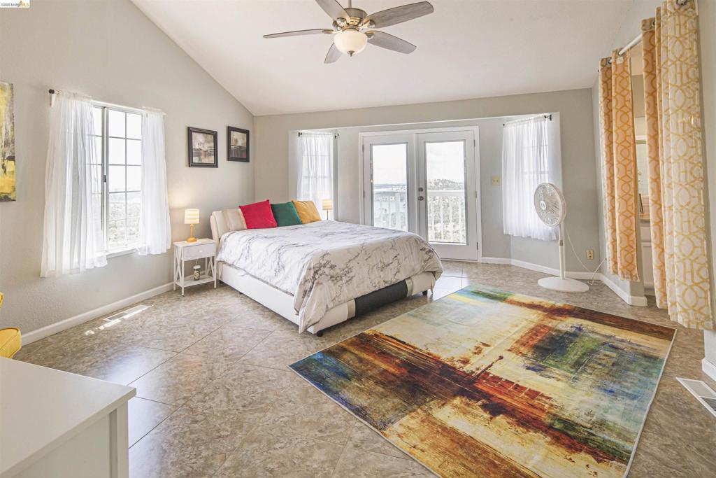 5448 Arbolada DR, La Grange, CA 95329