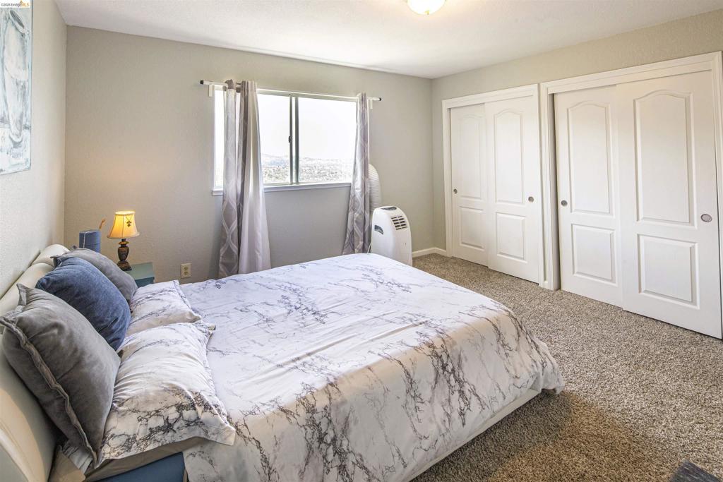 5448 Arbolada DR, La Grange, CA 95329