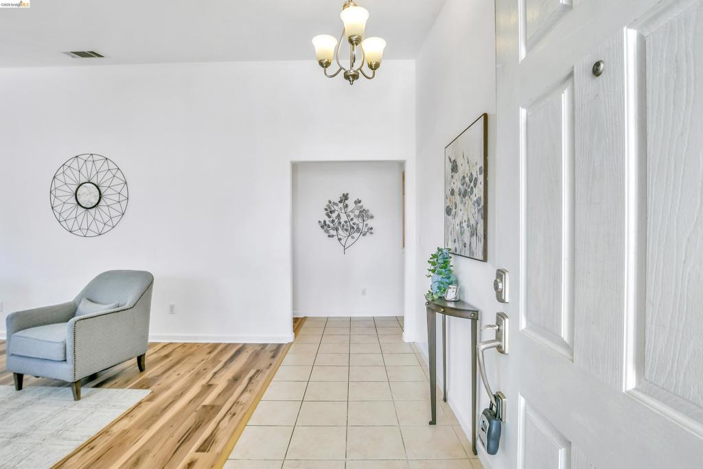 2076 Heartland Cir, Brentwood (CC), CA 94513