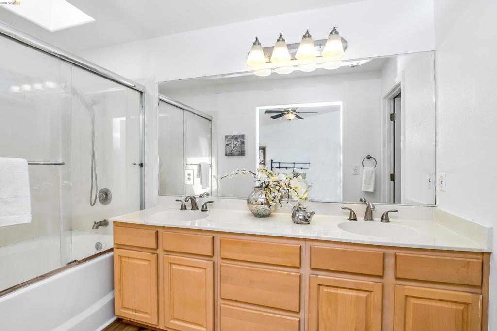 2076 Heartland Cir, Brentwood (CC), CA 94513