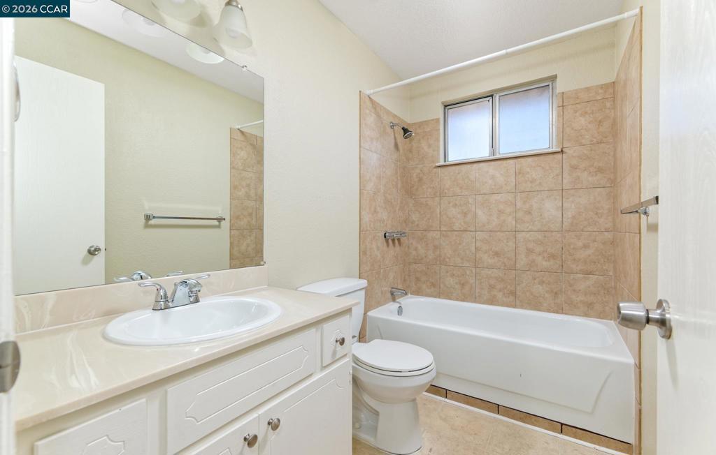1403 Sextant Way, Manteca, CA 95337