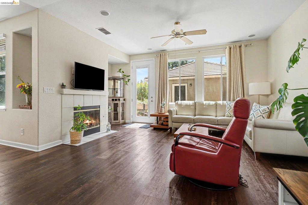 52 Rockwell St, Brentwood (CC), CA 94513-4478
