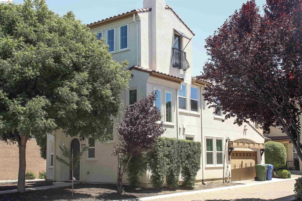 2100 Carrara St, Brentwood (CC), CA 94513