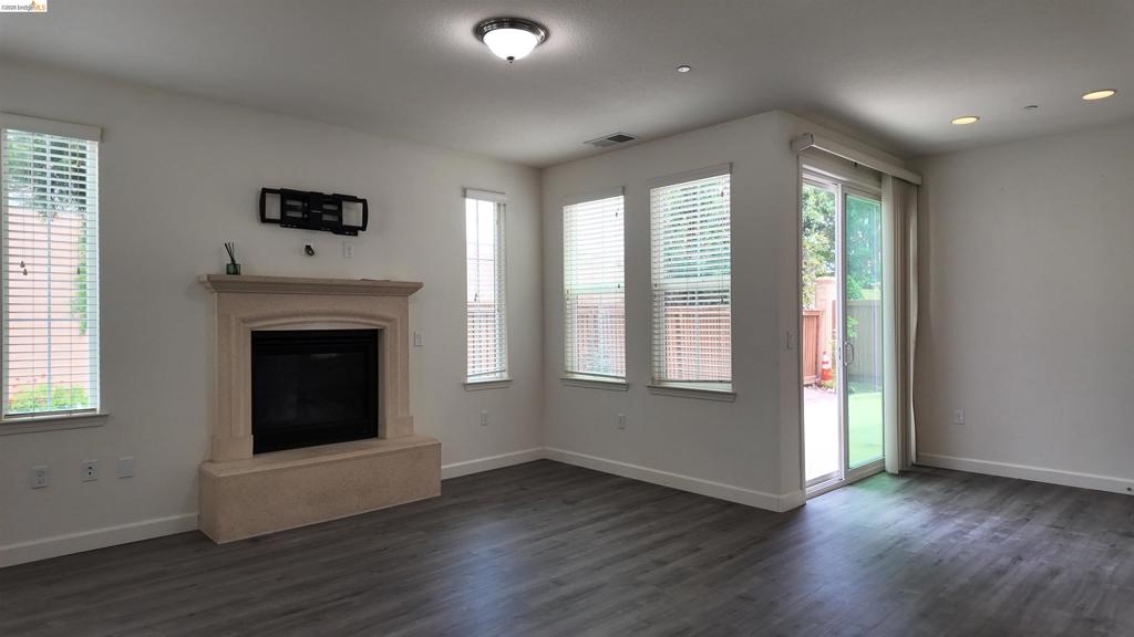 2100 Carrara St, Brentwood (CC), CA 94513